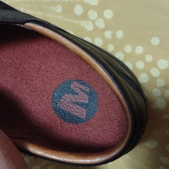 Merrell walking slip-on shoes size 8 brown - Picture 3 of 5